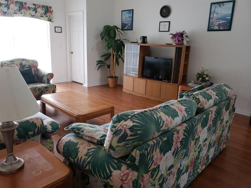 Three-Bedroom House In Clear Creek ออร์ลันโด ภายนอก รูปภาพ