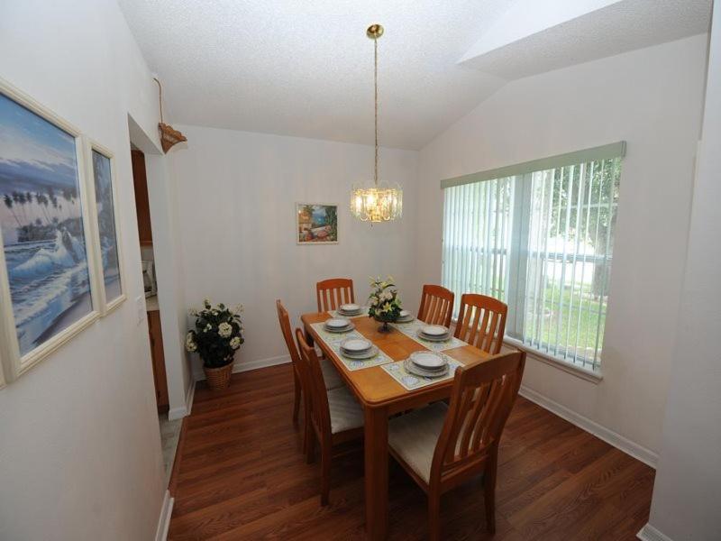 Three-Bedroom House In Clear Creek ออร์ลันโด ภายนอก รูปภาพ